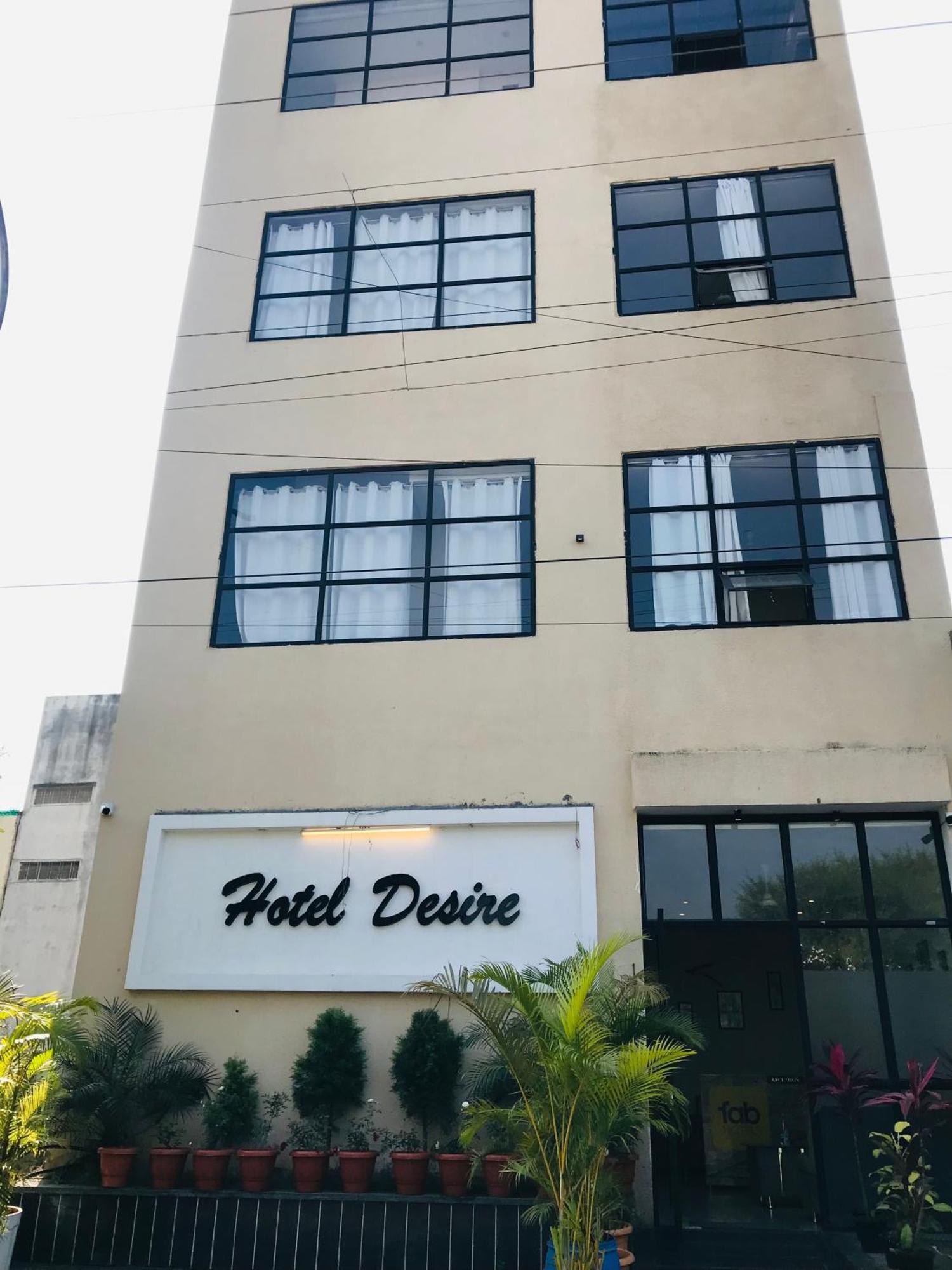 Hotel Divine Indore Buitenkant foto